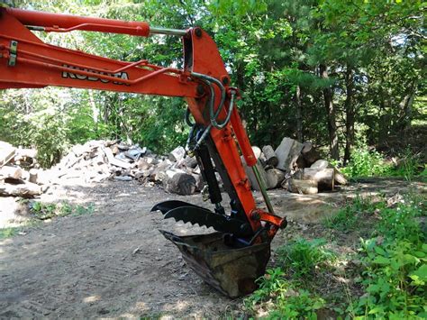 thumb won't move on kubota mini excavator|kubota hydraulic thumb.